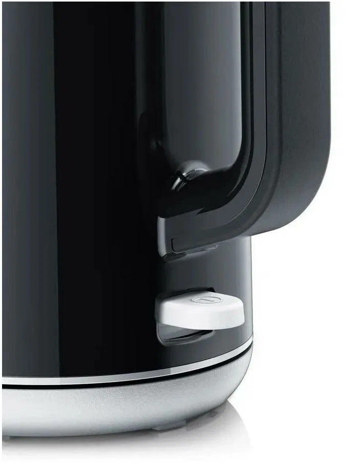 Чайник Braun WK1100BK (2200Вт / 1,7л / пластик / черный)