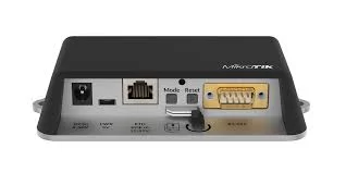Точка доступа Mikrotik LtAP mini LTE kit (RB912R-2nD-LTm&R11e-LTE) 2,4GHz/2G/3G/LTE, N300, 1x10/100 Мбит/с,3.5dBi, наружная, 2 слота по сим карту, PoE-0