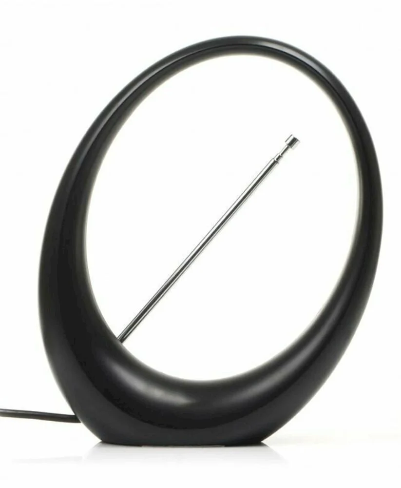 Антенна комнатная с усилителем Cadena AV-6012-0