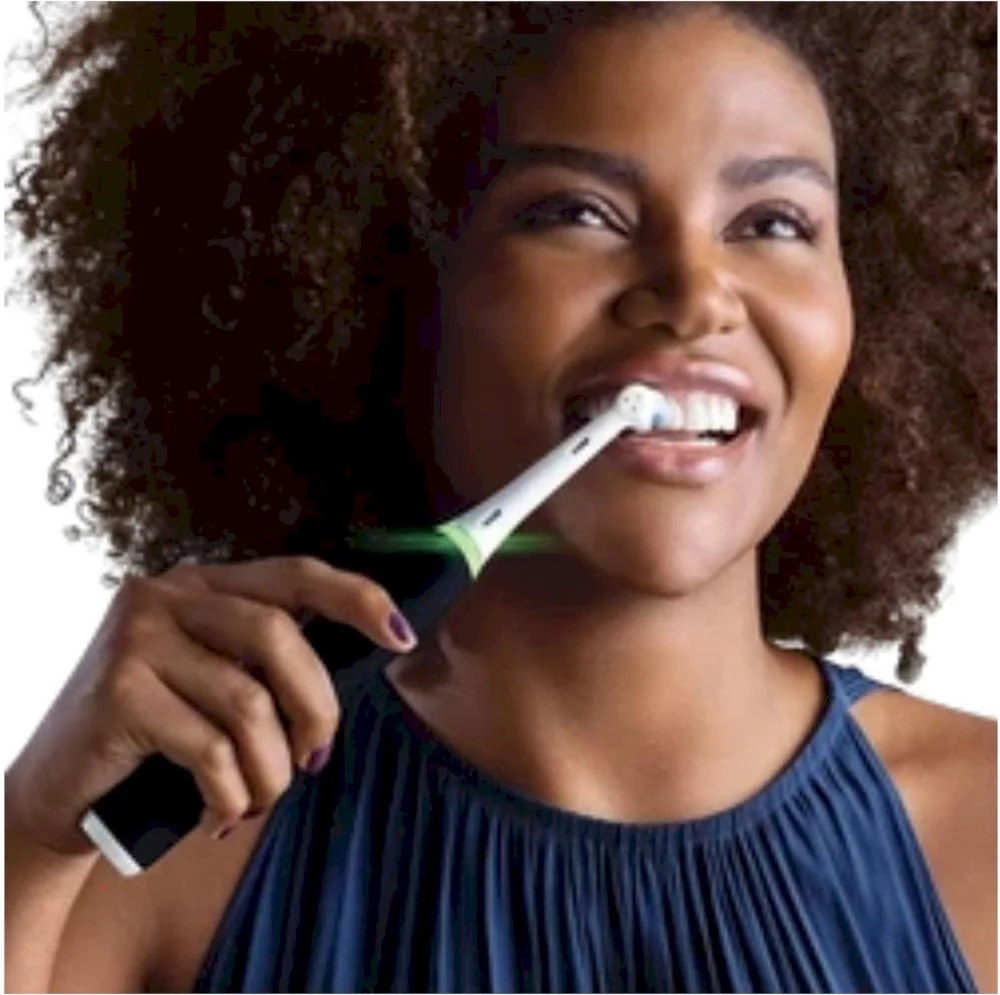 Зубная щетка электрическая Braun Oral-B iO 3 Matt Black-5
