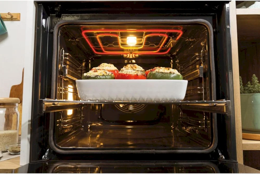 Духовой шкаф Gorenje BOB6737E01X (Essential / 77 л / до 300 °C / Нерж.+ чёрное стекло / AquaClean / PerfectGrill / съемные направляющие / А / IconLED)-5