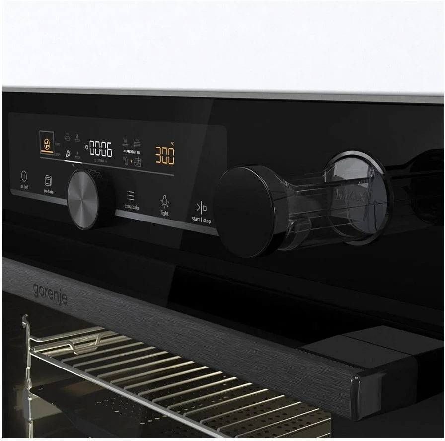 Духовой шкаф с добавлением пара Gorenje BSA6747A04BG (Advanced / 77 л / до 300 °C / Чёрный, стекло / CataClean / Per.Grill / телескоп. напр. (x2) / A+-5