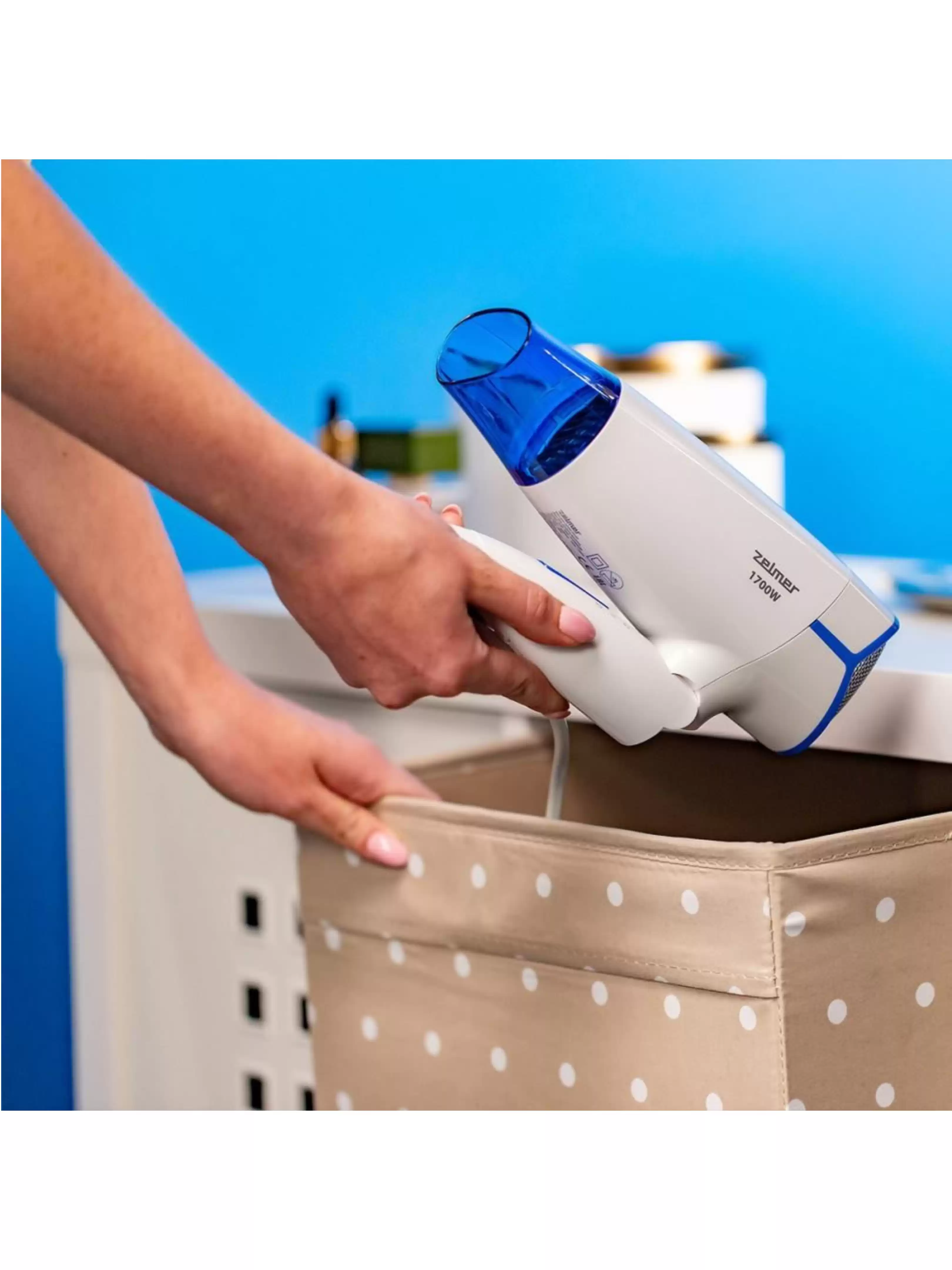 Фен Zelmer ZHD8320B-4