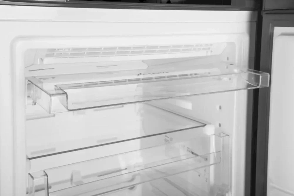 Морозильная камера Indesit DFZ 5175 G (Объем - 250 л / Высота - 175 см / А / Серый / NoFrost)-6