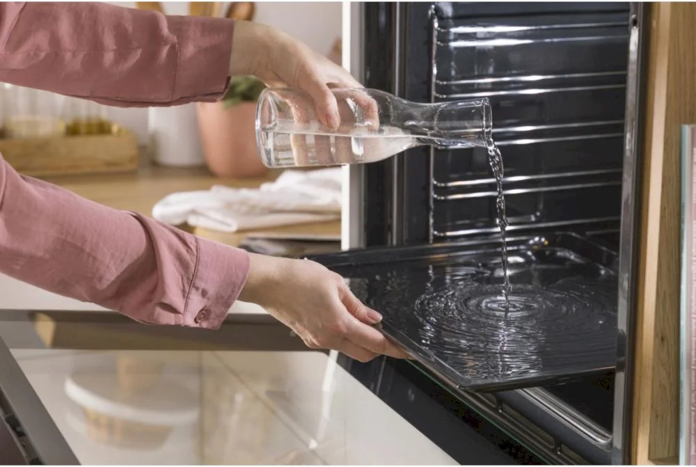 Духовой шкаф Gorenje BO6712E02XK (Essential / 84 л / до 300 °C / Нерж. + чёрное стекло / AquaClean / съемные направляющие / А)-4