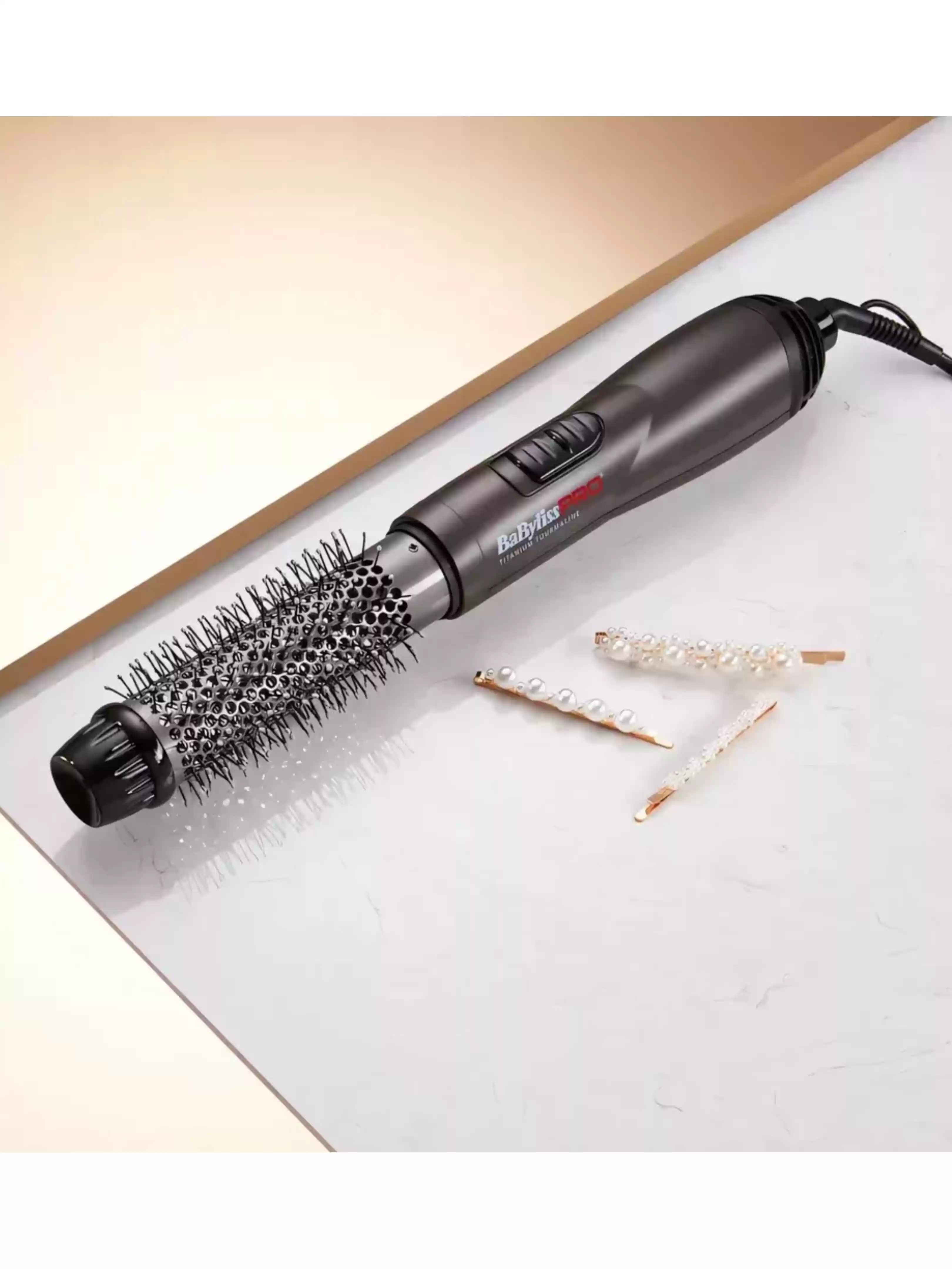 Фен-щетка Babyliss PRO BAB2676TTE (700 Вт, диаметр - 32 мм, насадок - 1 шт, шнур - 2,7 м, покрытие - титаново-турмалиновое, черный)-4
