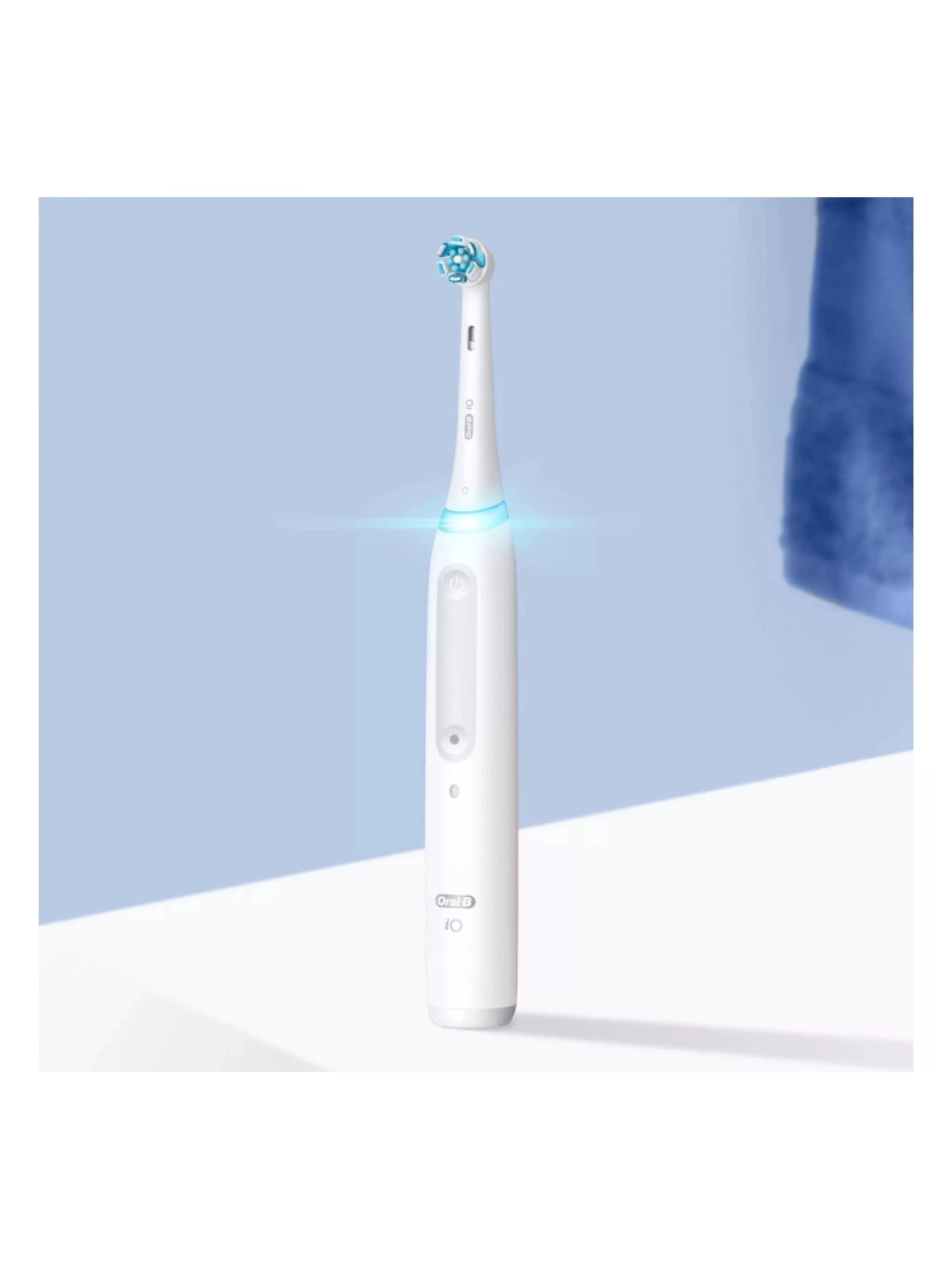 Зубная щетка электрическая Braun Oral-B iO4 Quite White-4