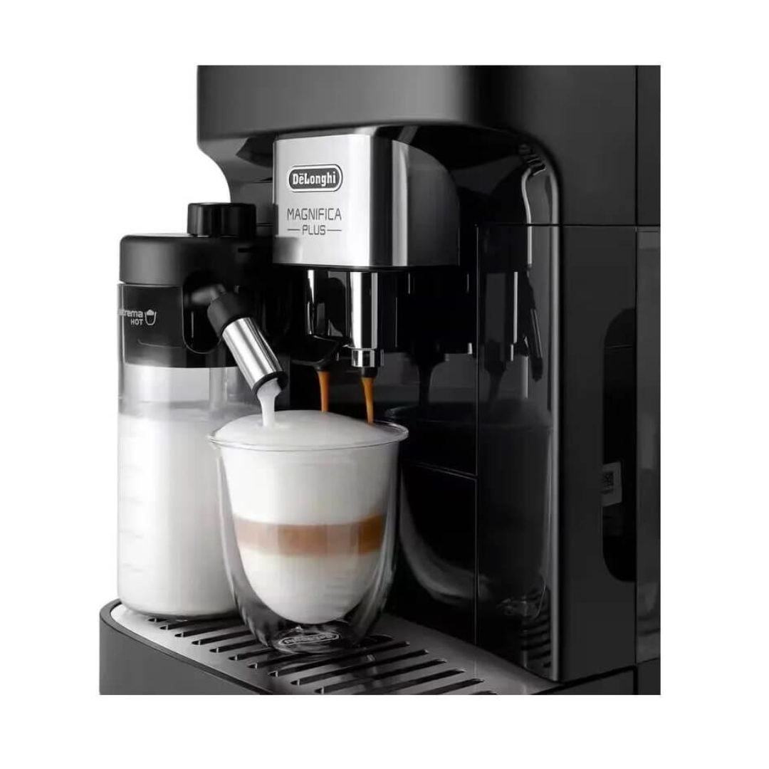 Кофемашина DeLonghi Magnifica Plus ECAM320.60.B (кофе зерновой, молотый/ 1450 Вт/ 1.8 л/ автоматический капучинатор/ 12 напитков)