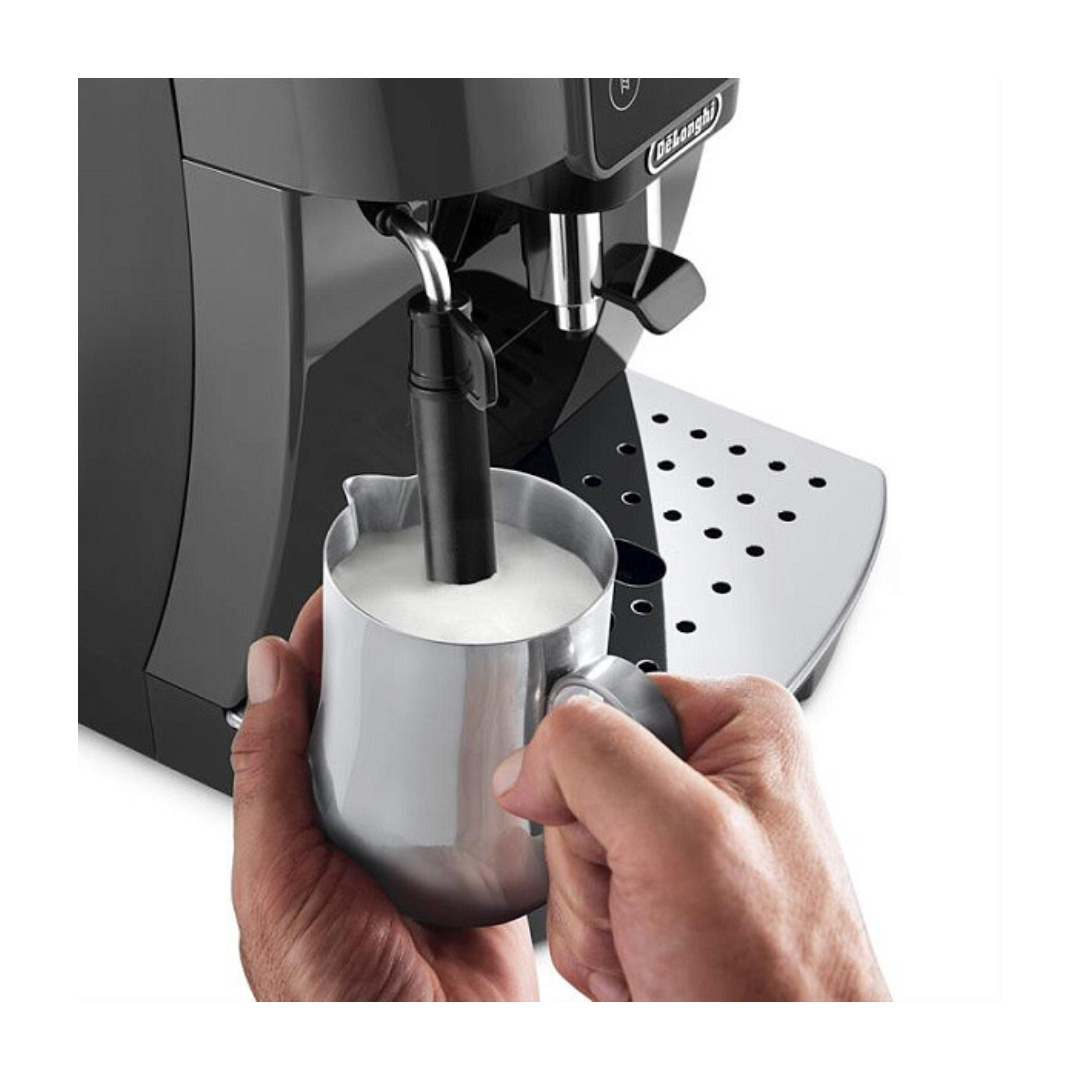 Кофемашина DeLonghi Magnifica Start ECAM220.22.GB (кофе зерновой, молотый/ 1450 Вт/ 1.8 л/ капучинатор/ 2 напитка)