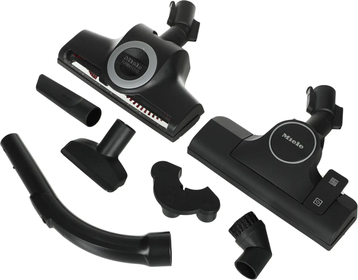Пылесос Miele Boost CX1 Cat & Dog PowerLine SNCF0 (890Вт, контейнер 1л, чёрный)