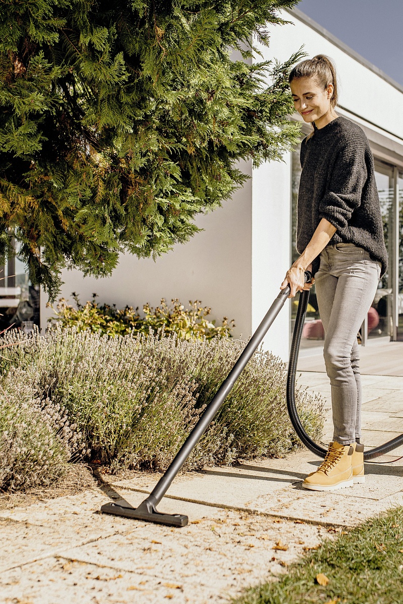 Пылесос Karcher WD 3 V-15/4/20 1.628-104.0 (1000Вт, мусоросборник 15л, желтый)
