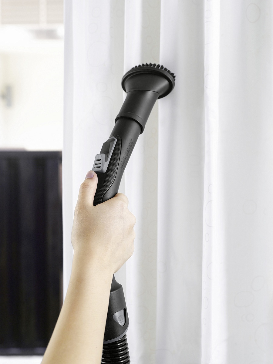 Пылесос Karcher VC 3 (700 Вт, контейнер 0,9 л, белый)