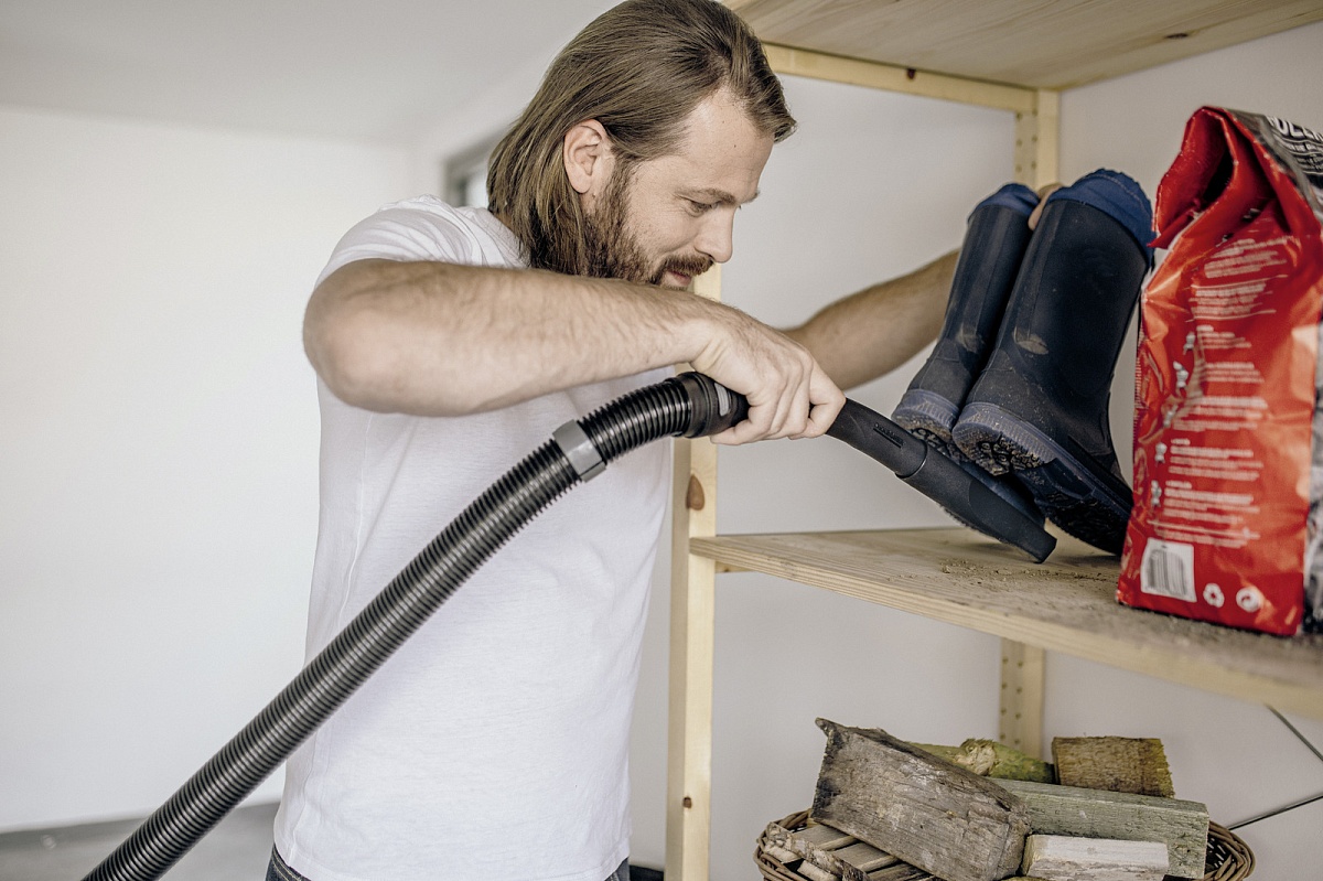 Пылесос Karcher WD 3 V-17/4/20 1.628-127.0 (1000 Вт, мусоросборник 17 л, желтый)